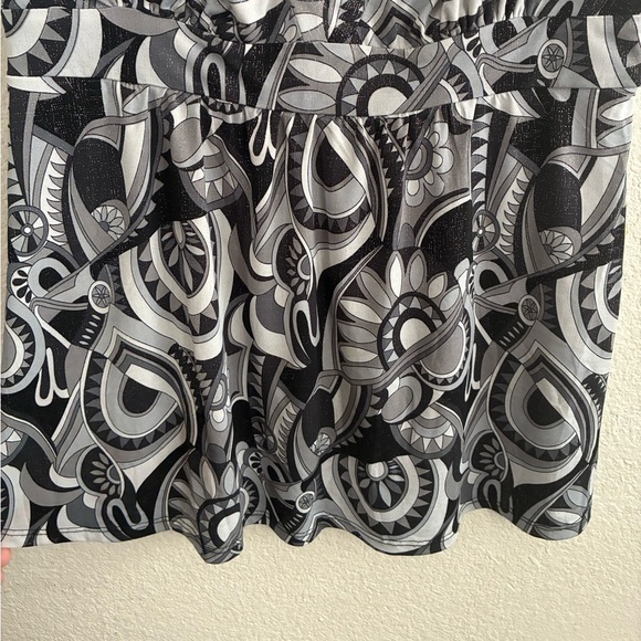 INC International ConceptsY2K Black and Grey Peplum Blouse SP - Picture 7 of 10